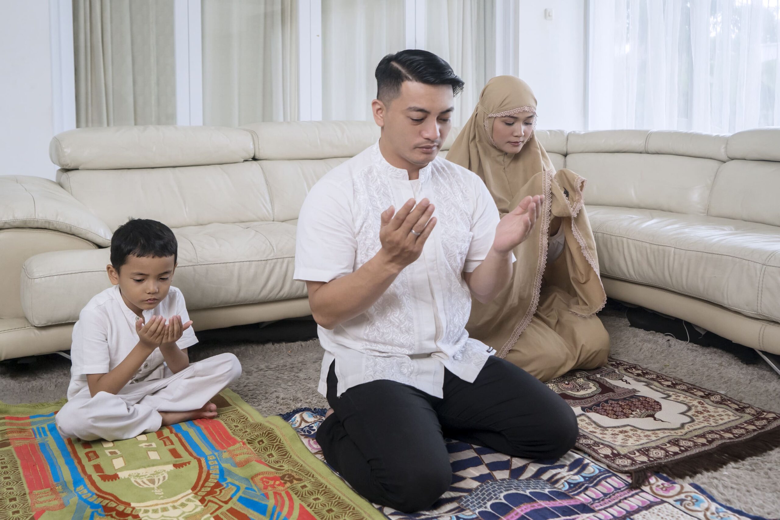 Metode Menyenangkan Mengajarkan Anak Shalat Sejak Usia Dini Tanpa Paksaan