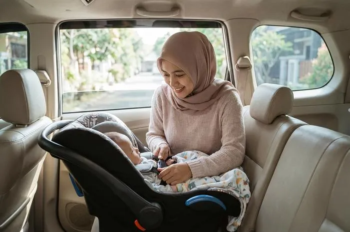 Tips Memilih Stroller dan Car Seat Bayi yang Aman Sesuai Kebutuhan Mobil