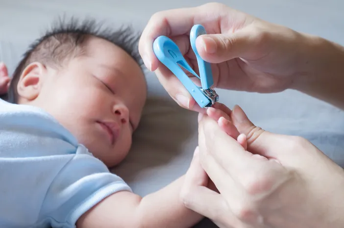 Cara Merawat Kuku Bayi Baru Lahir Agar Tidak Cakar Muka Sendiri